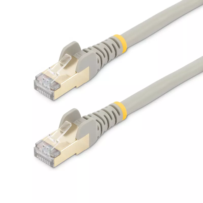 StarTech.com Cabo Ethernet CAT6a de 0,50 m – 10 Gigabit Blindado Snagless RJ45 100 W PoE Patch – Cabo de rede 10GbE STP com alívio de tensão – Cinzento testado individualmente/cablagem certificada UL/TIA