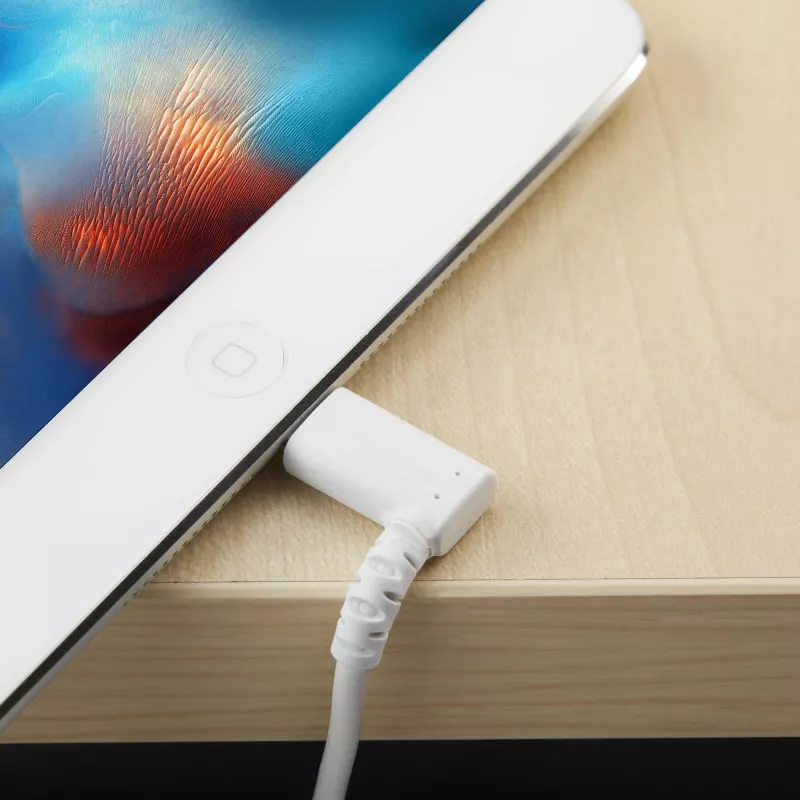 StarTech.com 1 m Cabo USB-A para Lightning Robusto – Branco 90° Angular Resistente Fibra Aramid Cabo de Carregamento/Sincronização USB Type-A para Lightning – Certificado Apple MFi – iPhone