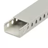 StarTech.com Canal de cabos com ranhuras abertas e tampa, 2 polegadas (50 mm) L x 1 polegada (25 mm) A – 2 m de comprimento – ranhuras de 8 mm, ocultação de cabos de rede/canal de parede em PVC, máx. 25 cabos, listado UL