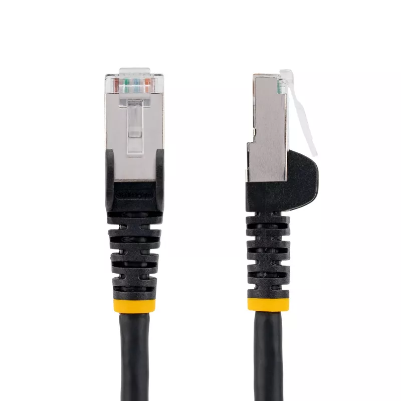 StarTech.com Cabo Ethernet CAT6a de 7m – Preto – Low Smoke Zero Halogen (LSZH) – Cabo de rede patch S/FTP 10GbE 500MHz 100W PoE++ RJ-45 snagless com alívio de tensão