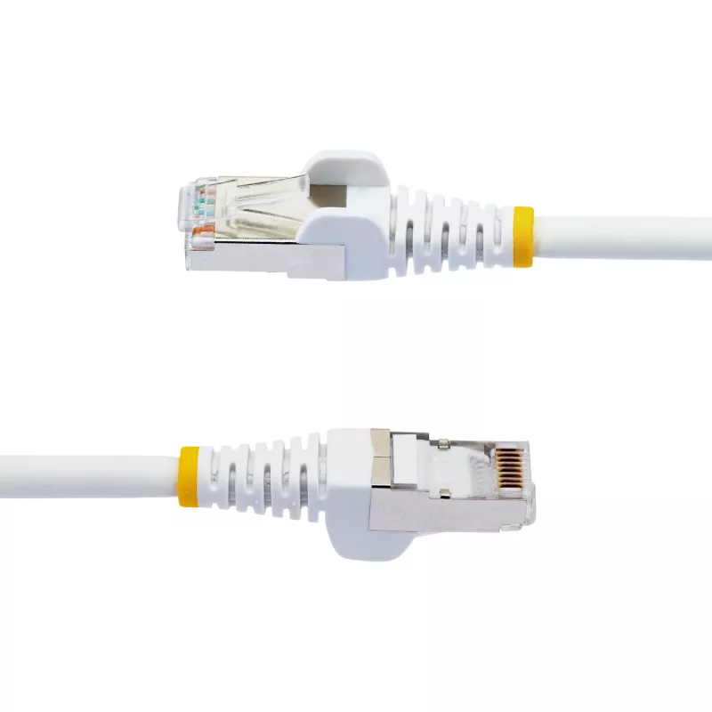 StarTech.com Cabo Ethernet CAT6a de 2m – Branco – Low Smoke Zero Halogen (LSZH) – Cabo de rede patch S/FTP 10GbE 500MHz 100W PoE++ RJ-45 com proteção do encaixe e alívio de tensão