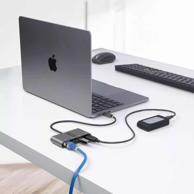 StarTech.com Hub USB-C de 3 portas com Ethernet - 3x USB-A - Ethernet Gigabit - USB 3.0 5Gbps - alimentado por bus - cabo host USB Type-C de 1ft/30cm - GbE - hub USB-C para USB-A portátil