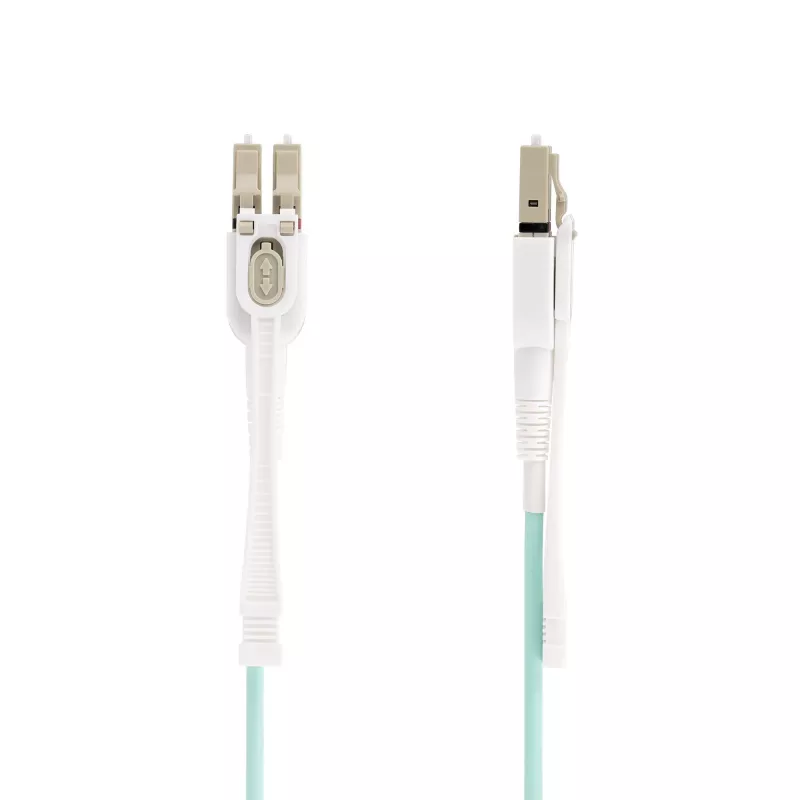 StarTech.com Cabo de fibra ótica multimodo OM4 LC para LC (UPC) de 4m (13ft) com patilhas push-pull, 50/125µm, 100G, resistente a dobras, baixa perda de inserção – cabo de patch de fibra ótica LSZH