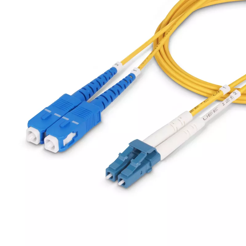 Cabo de fibra ótica StarTech.com 20m LC para SC (UPC) OS2 monomodo duplex, 9/125 µm, 100G, insensível a dobras, baixa atenuação de inserção – cabo patch de fibra ótica LSZH