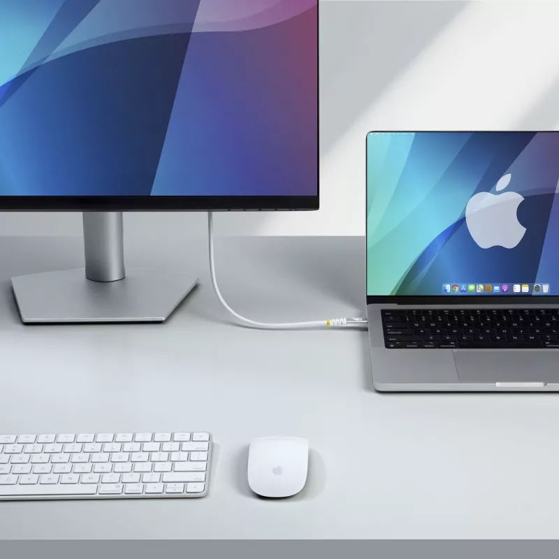 StarTech.com Cabo USB4 de 1,5 m, 80Gbit/s, cabo USB-C certificado USB-IF, 240W PD, 8K 120Hz/4K 240Hz DP2.1 DP80, revestimento TPE, compatível com Thunderbolt 4 – cabo USB-C branco