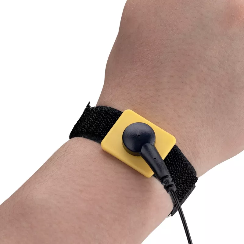 StarTech.com Pulseira antiestática com cabo de ligação à terra, pulseira ESD com cabo removível de 1,5 m, evita descargas eletrostáticas, ajustável, TAA