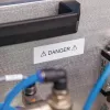 Etiquetas DYMO Rhino Industrial de poliéster permanente | 19 mm x 5,5 m | Impressão preta sobre transparente | Autoadesivas | para impressoras de etiquetas LabelManager e Rhino