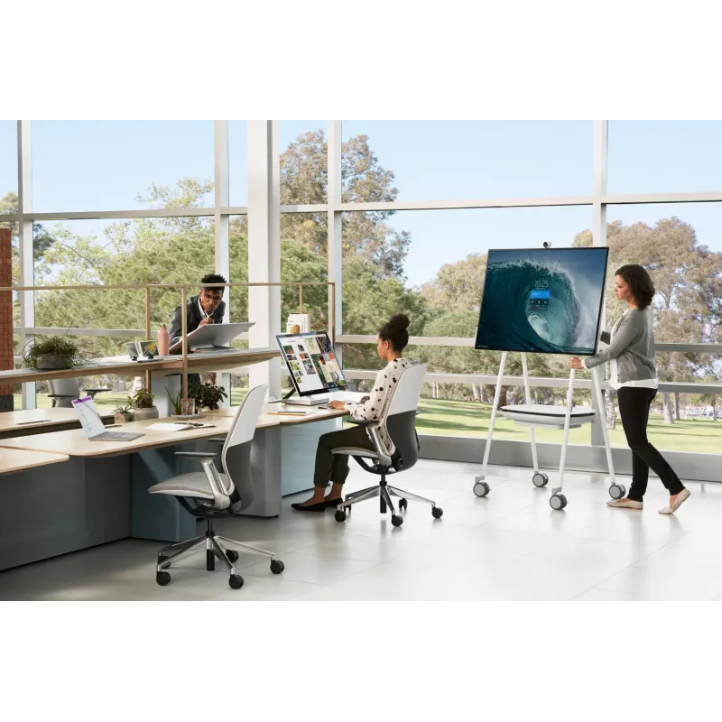 Bateria móvel de carregamento APC Smart-UPS para Microsoft Surface Hub 2S e Surface Hub 3