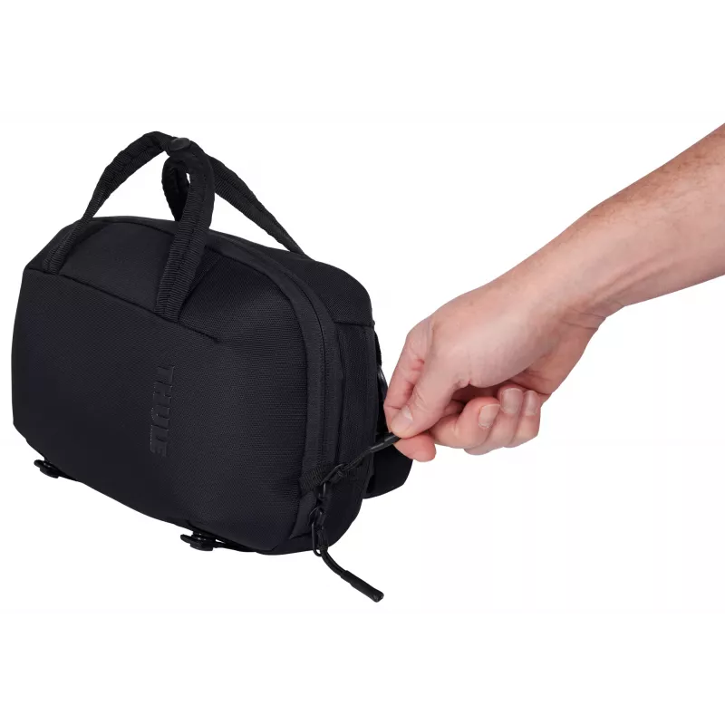 Bolsa crossbody unissexo Thule Subterra 2 TSCB405 Preto Poliéster