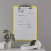 Leitz Prancheta sem tampa frontal WOW, A4, plástico, amarelo, 80 folhas, 228 mm, 320 mm