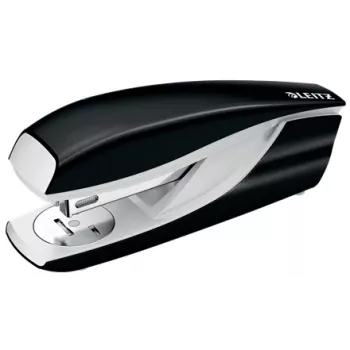 Leitz Agrafador WOW 5502 Metal 30 folhas, 30 folhas, Preto, P3, Metal, Plástico, 80 g/m², 4 cm