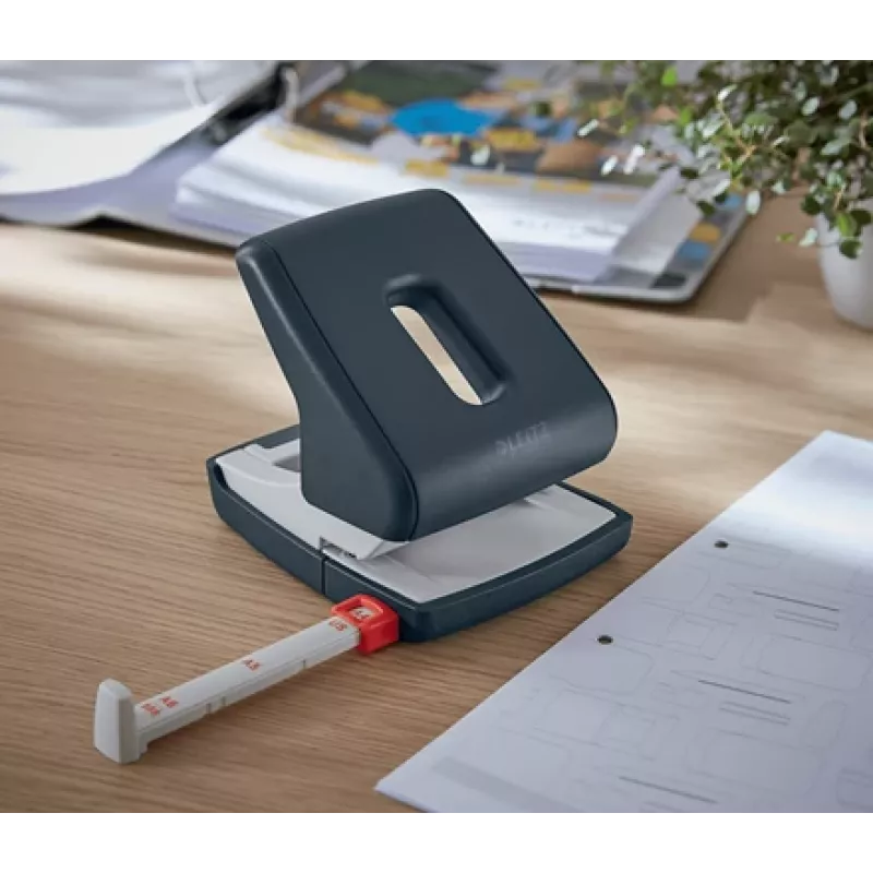 Leitz Cosy perfurador 2 furos 30 folhas, 30 folhas, preto, plástico, 8 cm, 5,5 mm, A4, A5, A6, Folio, US-Quart, 8 x 8 x 8 cm