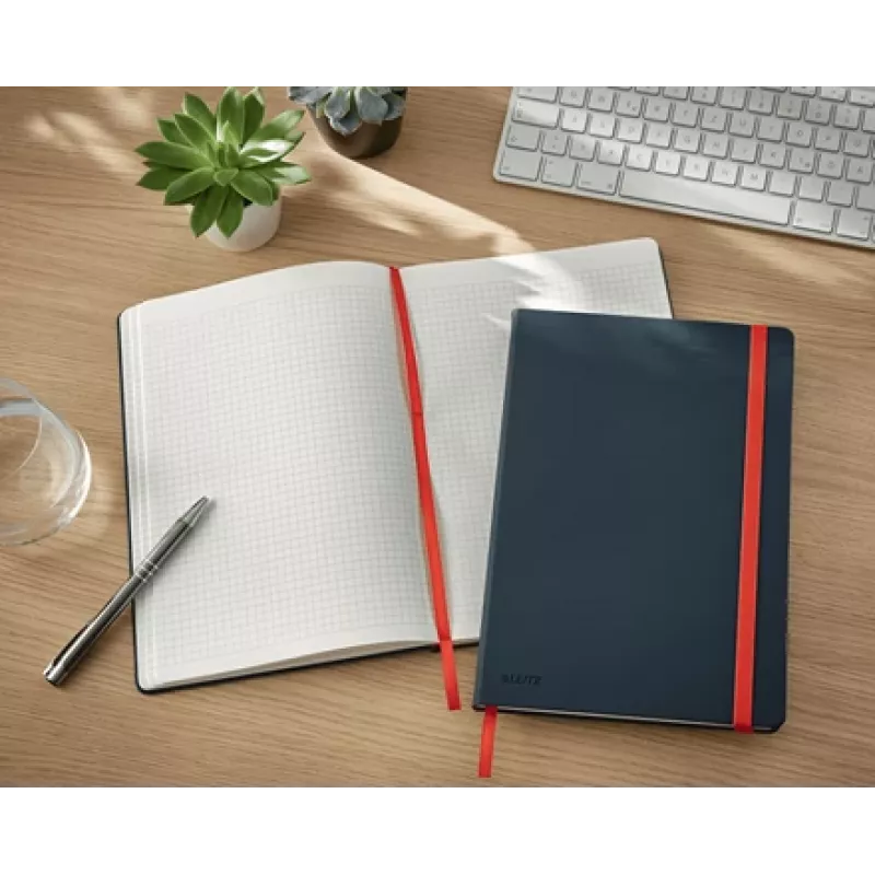 Leitz Cosy caderno Soft Touch quadriculado com capa dura, monocromático, preto, B5, 80 folhas, mate, 100 g/m²