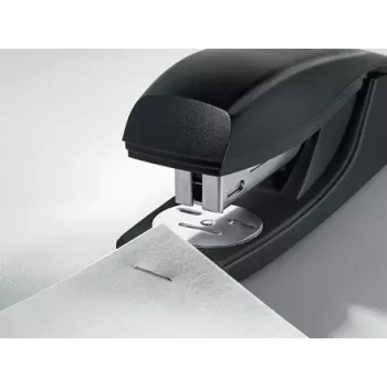 Leitz NeXXt Recycle agrafador, 30 folhas, preto, agrafamento standard, 24/6, plástico, 80 g/m²