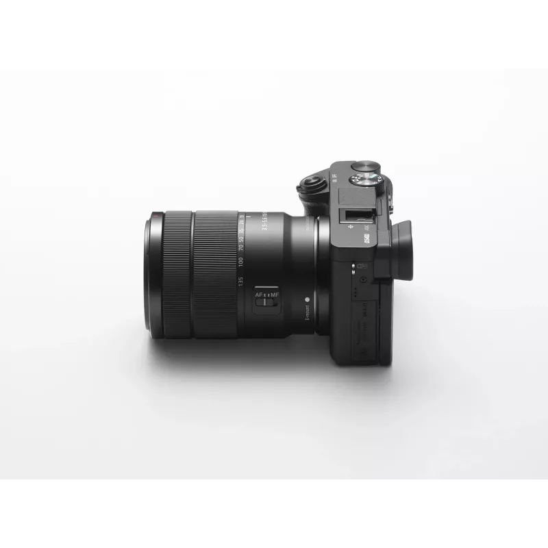 Sony α 6400 + SEL18135 MILC 24,2 MP CMOS 6000 x 4000 píxeis preto