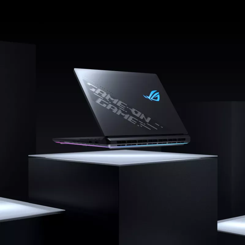 Portátil ASUS ROG Strix SCAR 18 G835LW-SA038W Intel Core Ultra 9 275HX 45,7 cm (18