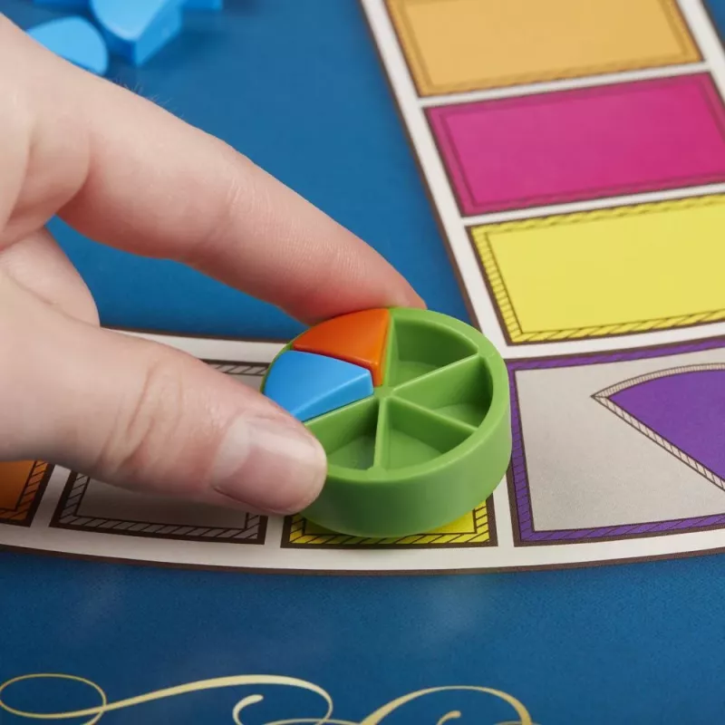 Jogo Hasbro Gaming Trivial Pursuit: Classic Edition jogo de tabuleiro jogo educativo