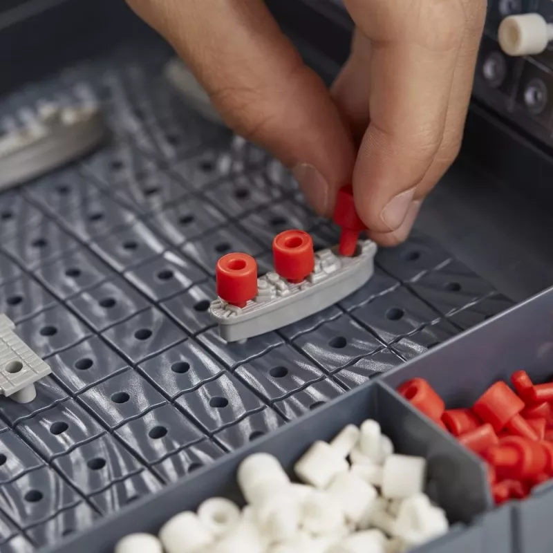 Jogo de tabuleiro HASBRO Battleship estratégia – jogo de estratégia de mesa, recomendado a partir dos 7 anos