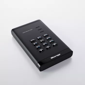 iStorage diskAshur PRO³ HDD 5 TB | Disco rígido portátil seguro | Conforme FIPS 140-3 Nível 3 | Encriptação de hardware AES-XTS 256 bits | Protegido por PIN | Independente do sistema operativo e plataforma | Conforme RGPD, TAA | Proteção contra ataques de força bruta | Resistente ao pó/água