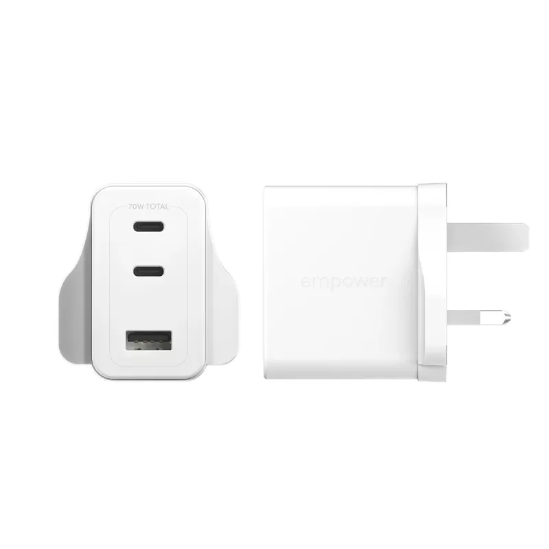 PanzerGlass empower™ by ® carregador múltiplo Turbo 70W incl. 2 x USB-C + USB-A | ficha UK | branco prateado