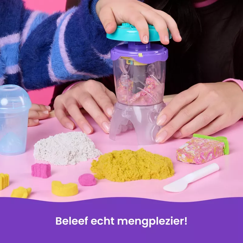 Kinetic Sand, conjunto de brincar Smoothie-Mixer, recheio de cesto de Páscoa, inclui 14 oz de areia de brincar moldável, ferramentas e molde de gelado no pau, brinquedo de comida de brincar