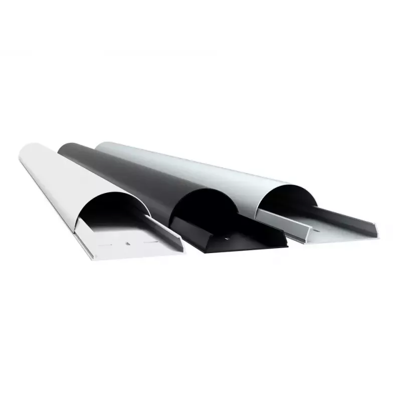 Cobertura para cabos Multibrackets M Universal preta 18 mm de largura 1600 mm de comprimento