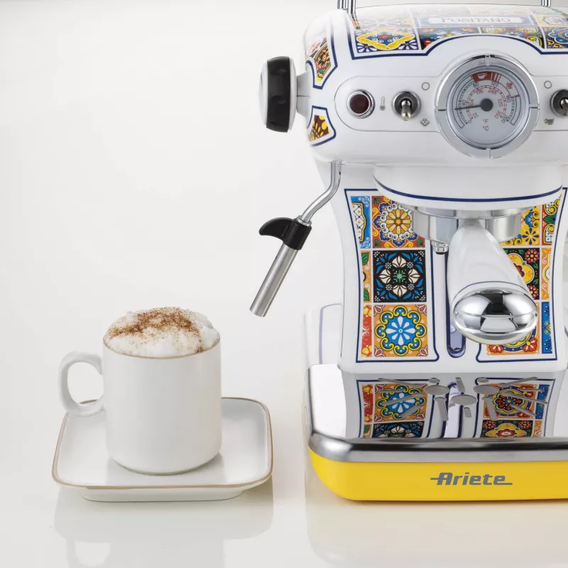 Ariete 1389 Positano máquina de café, 850 W, capacidade do depósito 0,9 l, filtro para 1 ou 2 chávenas, bandeja de recolha de gotas, espumador de leite
