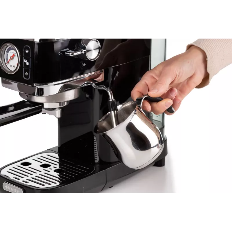 Ariete 1381 máquina de café com manómetro, adequada para café moído e pastilhas ESE, 1300 W, depósito de água de 1,1 l, pressão de 15 bar, filtro para ½ chávena, bico de cappuccino, preto