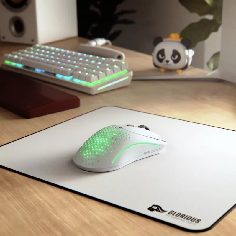 Glorious Gaming Glorious Model O Wireless 2 – branco mate, destro, laser, RF sem fios + USB Type-C, 26000 DPI, 1 ms, branco