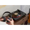 JBL Spinner BT gira-discos com acionamento por correia preto, laranja