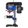 Berbequim de coluna Scheppach DP16VLS 500W, caixa em aço, 230–240V, 2500 rpm, bucha de 13 mm, 600×220×435 mm