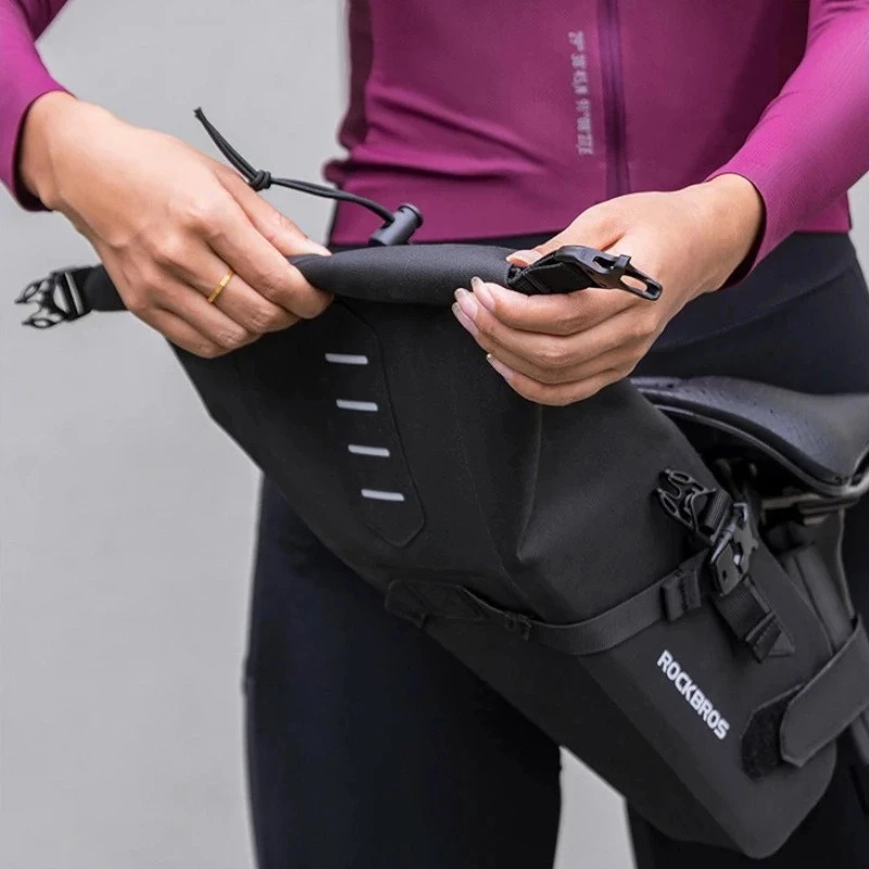 Bolsa de selim de bicicleta impermeável Rockbros 30130061001 3 L preta