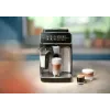 Máquina de café expresso Philips EP3343/90 – totalmente automática, 2 chávenas, 15 bar, moinho cerâmico, depósito de grãos de 275 g, depósito de leite, ecrã tátil TFT