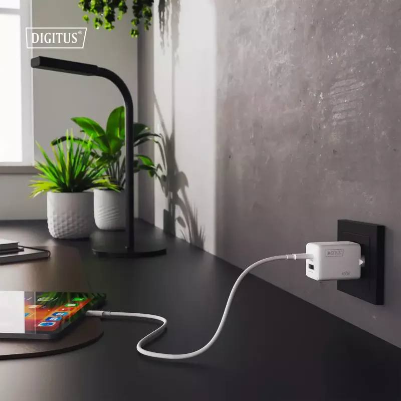 Carregador de parede DIGITUS USB GaN 45W — 1× USB-C, 1× USB-A, entrada 100–240V, branco