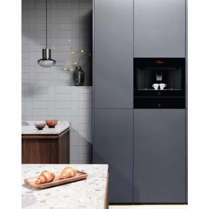 Máquina de café Electrolux KBC85Z capacidade 1,5 l
