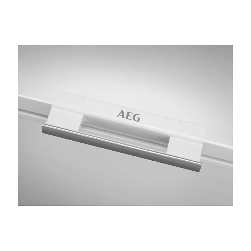 Arca congeladora AEG AHB531D1LW – independente, 308 L de capacidade, 4 estrelas, 21 kg/24h de capacidade de congelação, classe de eficiência energética D, branco