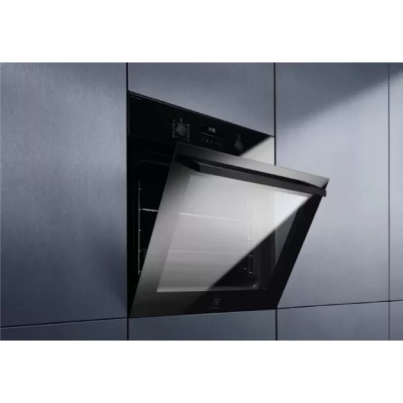 Forno de encastrar Electrolux LOD6F77WZ multifunções, classe de eficiência energética A+