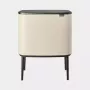 Balde de pedal Brabantia Bo Touch Bin 33 L 3 cestos bege largura 540 mm profundidade 312 mm altura 680 mm