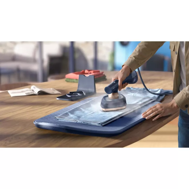 Ferro a vapor Philips GC213/50 com base SteamGlide Plus, 1800 W, cabo de 2,5 m, StyleMat incluído