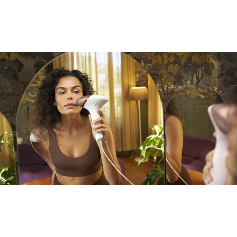 Aparelho de remoção de pelos por IPL Philips Lumea Prestige Lumea IPL Série 8000 BRI945/00 com SenseIQ