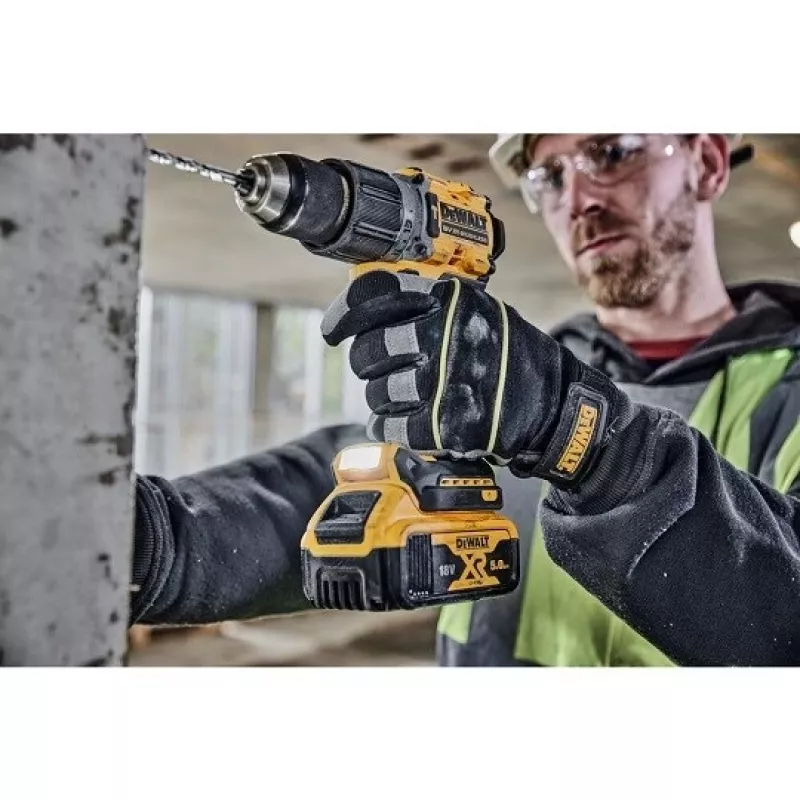 Conjunto combinado DeWalt DCK2026P2T-QW DCD805 + DCG405, 18 V XR 2×5,0 Ah preto, amarelo