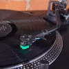 Cápsula Audio-Technica AT-VM95E/H com concha AT-HS6BK pré-montada (preto/verde)