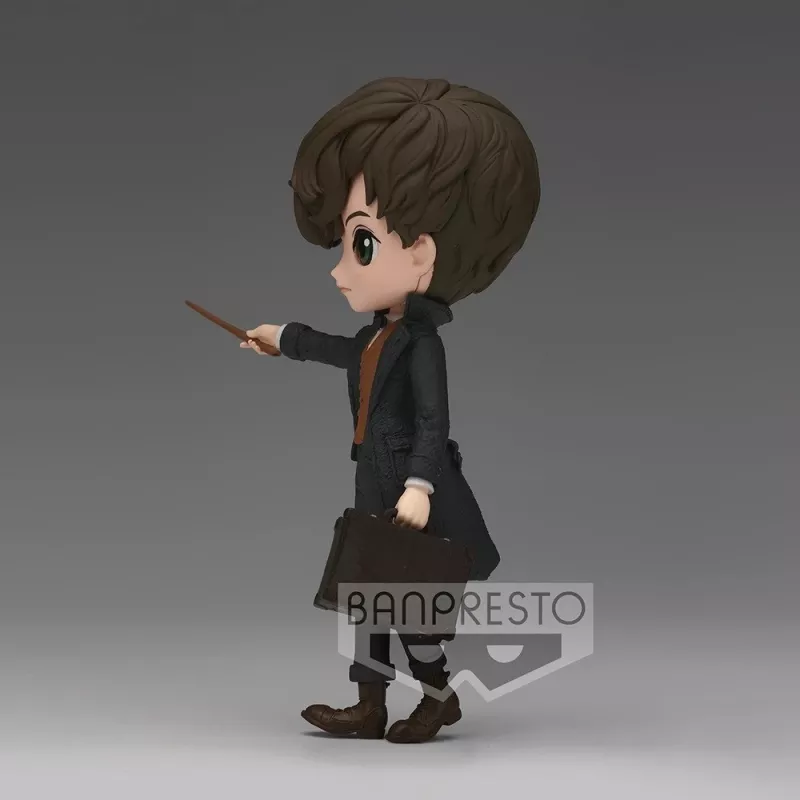 Figura de ação Bandai BP Q Posket Monstros Fantásticos Newt Scamander II B Peça de colecionador