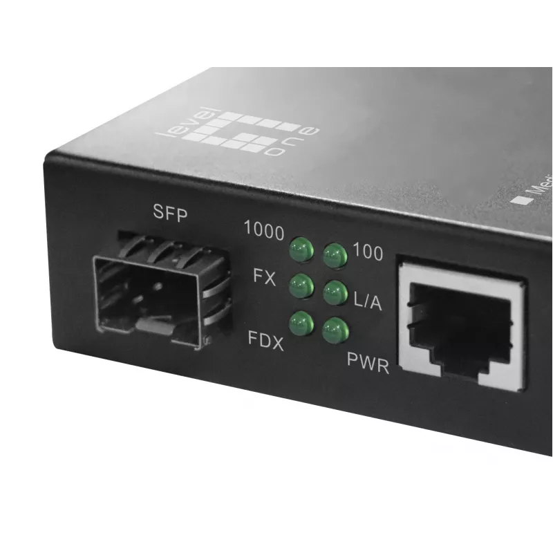 LevelOne Conversor de meios RJ45 para SFP Gigabit, PoE PSE