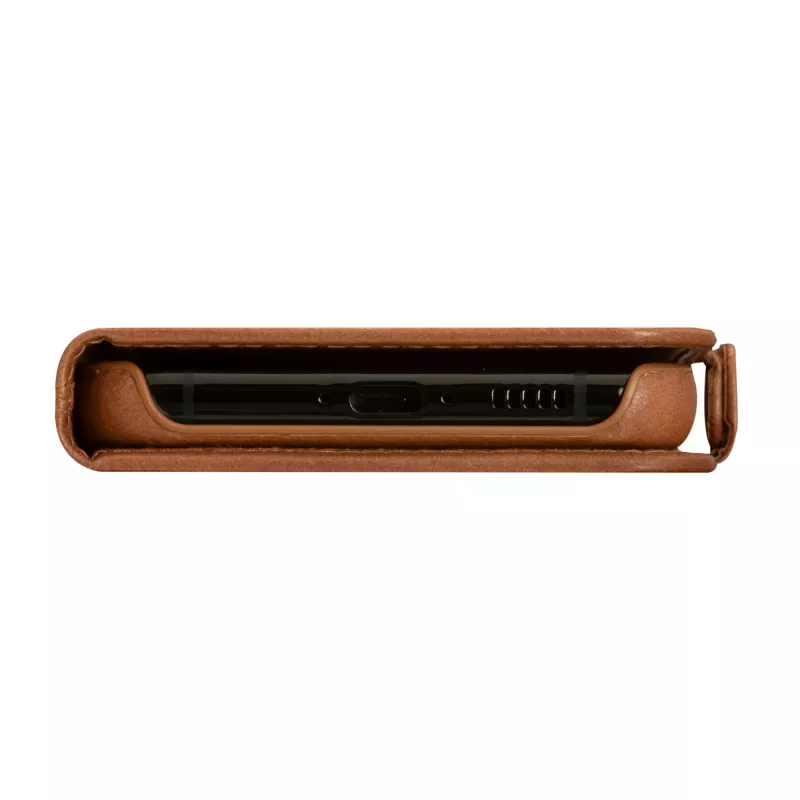 Capa tipo carteira dbramante1928 Lynge para Samsung Galaxy S23+ — Tan, 3 compartimentos para cartões, compatível com ecrã de 6,6 polegadas
