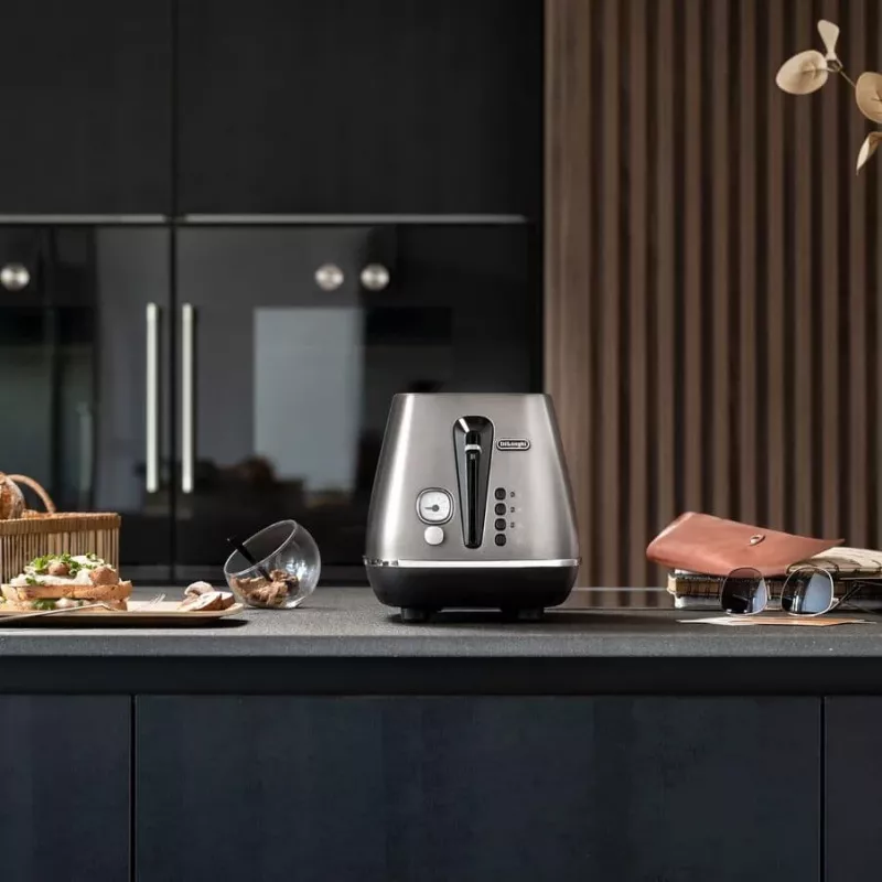 De’Longhi CTIN2103.TB torradeira 2 fatias 900 W preto