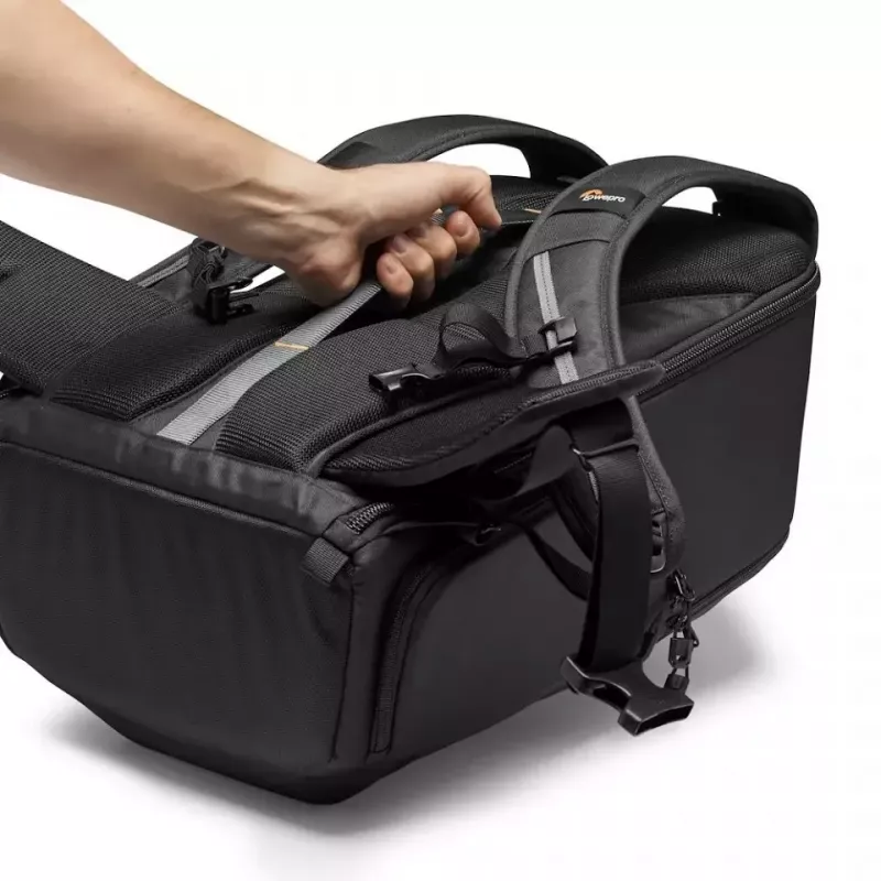 Mochila Lowepro Flipside Backpack 300 AW III preta 13 inch