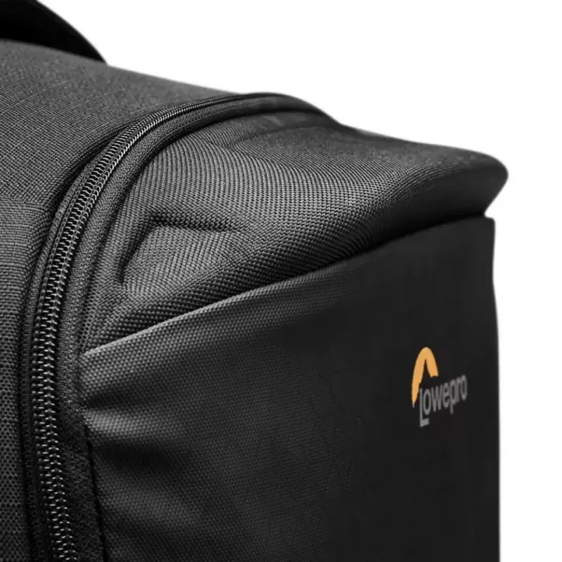 Mochila Lowepro Flipside Backpack 300 AW III preta 13 inch