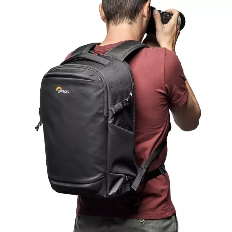 Mochila Lowepro Flipside Backpack 300 AW III preta 13 inch