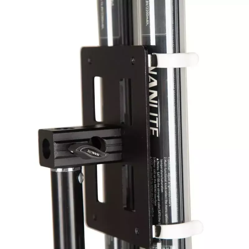 Conjunto de montagem Nanlite Pavotube Double Bank 2 T12 LED mastro preto